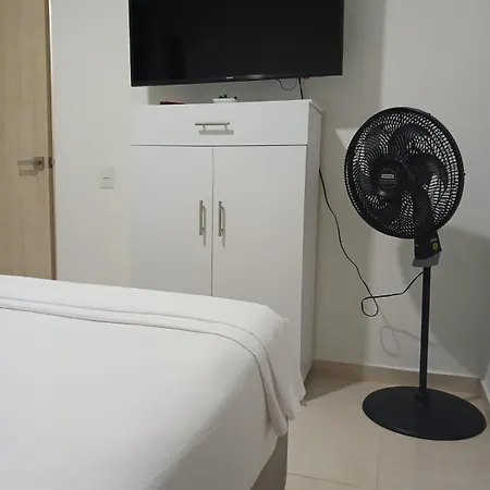 Jardin Imperial, Economica En Familiar Zona Tranquila Wifi