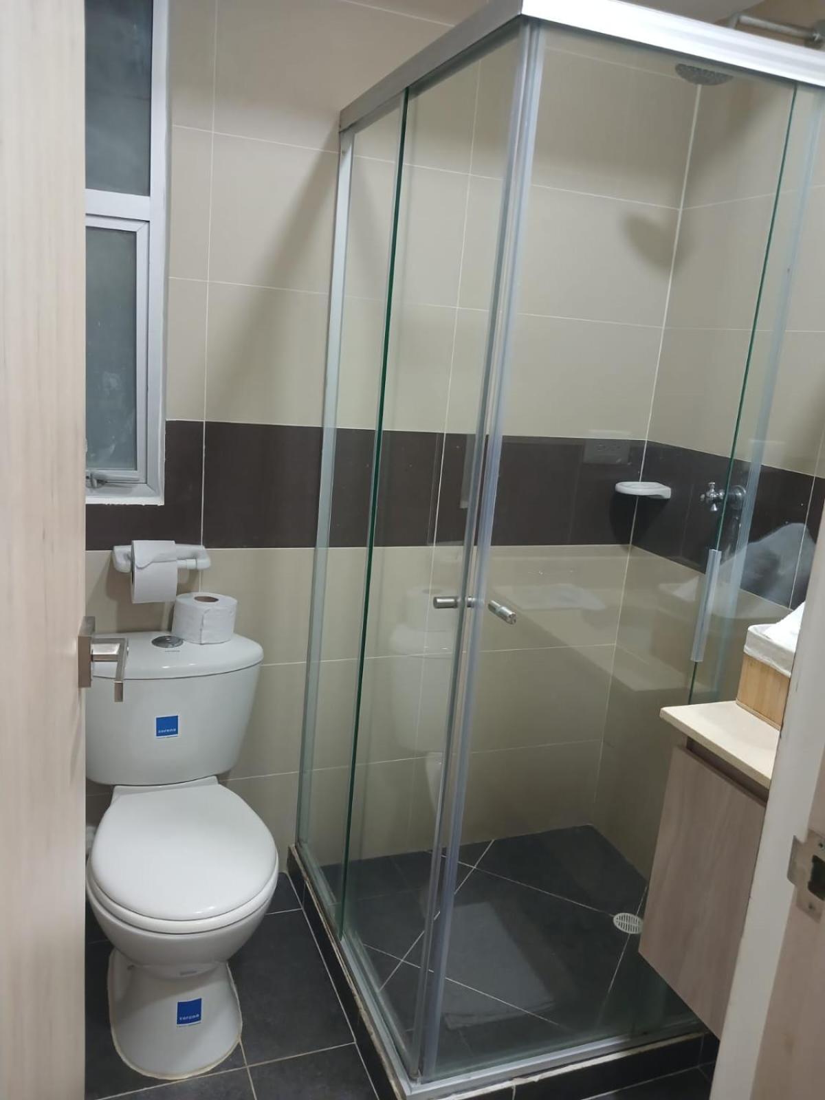 Habitación en casa particular Jardin Imperial, Tu Disfrute Y Descanso En Apto Familiar *