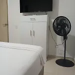 Jardin Imperial, Habitaciones Economica En Apartamento Familiar Zona Tranquila Wifi